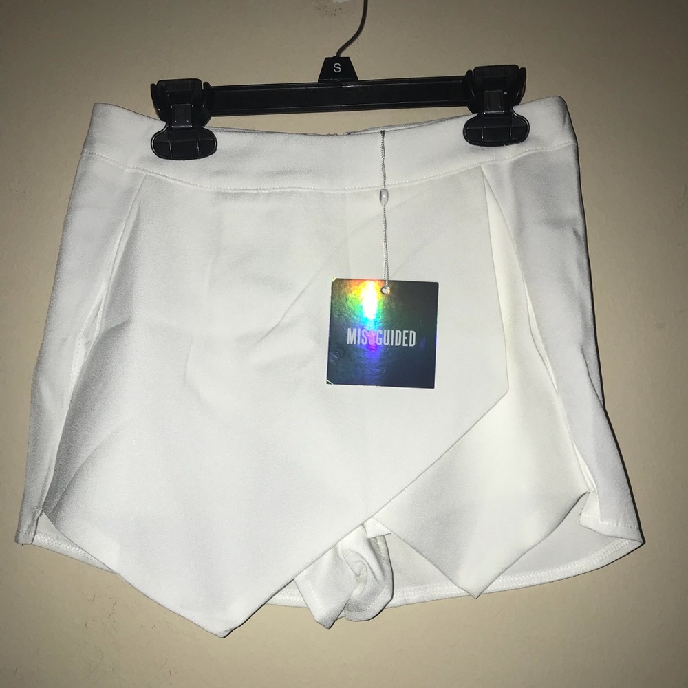 Misguided White Envelope Skort